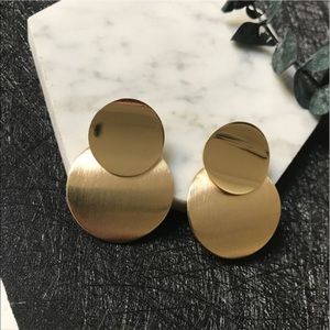 SALE❗️👑Gold Circle Earrings (Geometric)